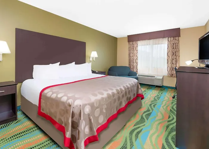 Ramada By Wyndham 3*