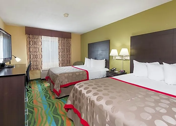 Hotel Ramada By Wyndham 3*