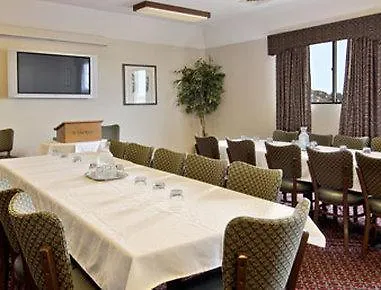 Ramada By Wyndham Hotel Vandalia